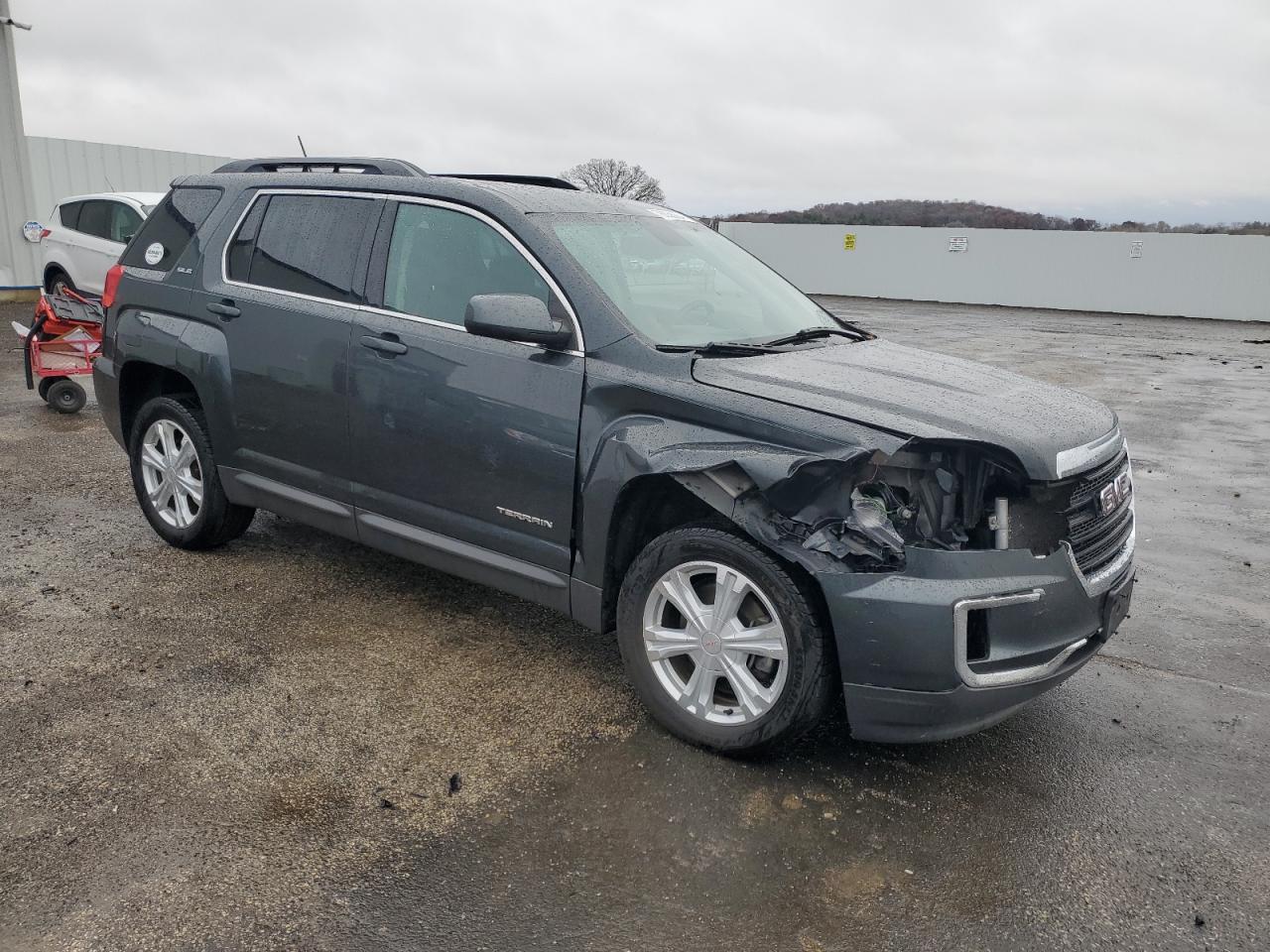 2017 GMC Terrain - Image 4