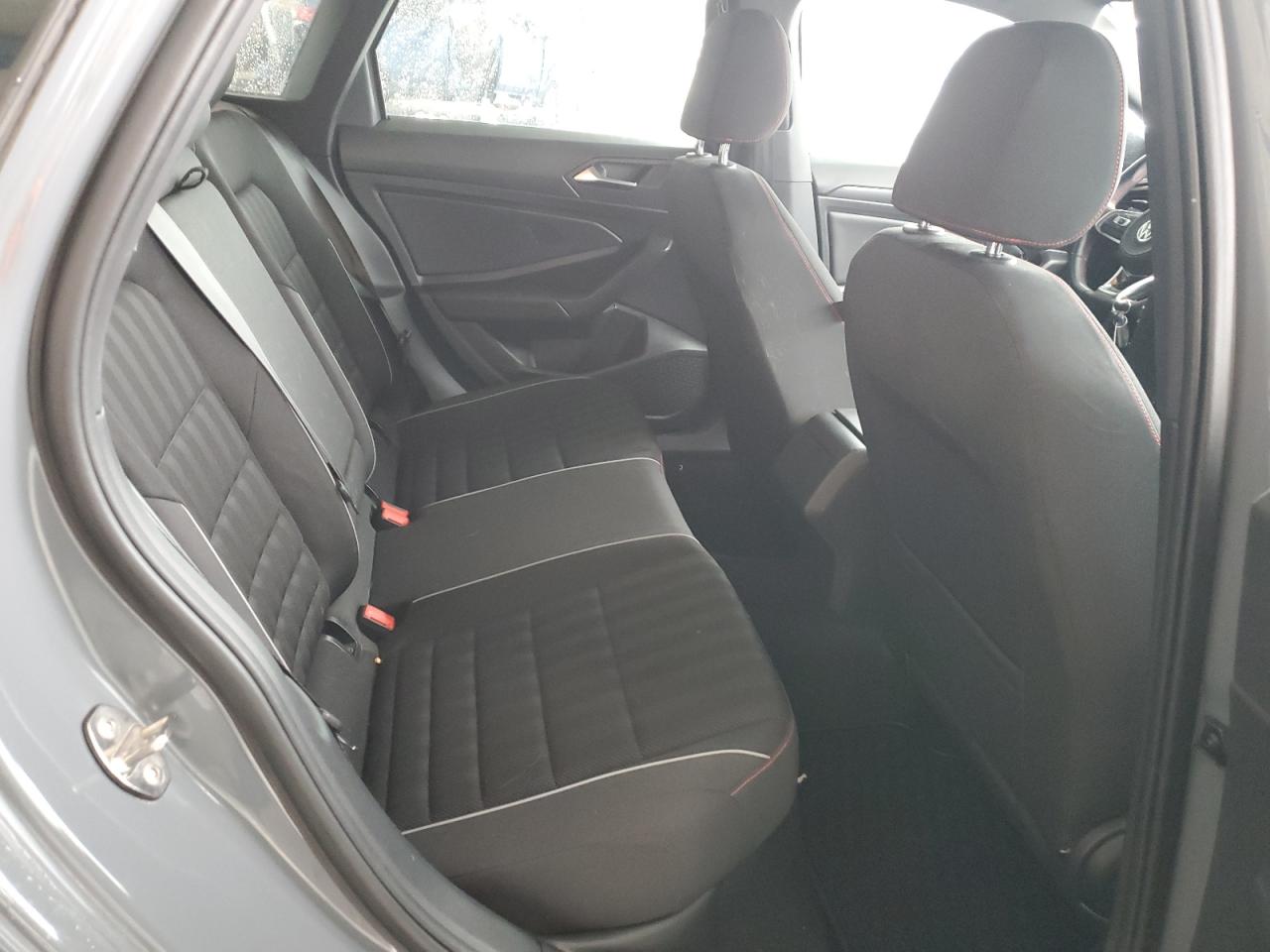 2019 Volkswagen Jetta - Image 10