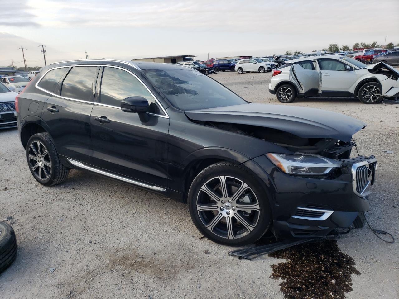 2018 Volvo XC60 - Image 4