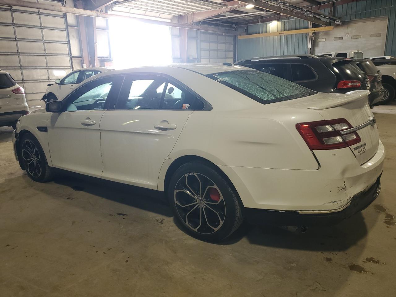 2013 Ford Taurus - Image 2