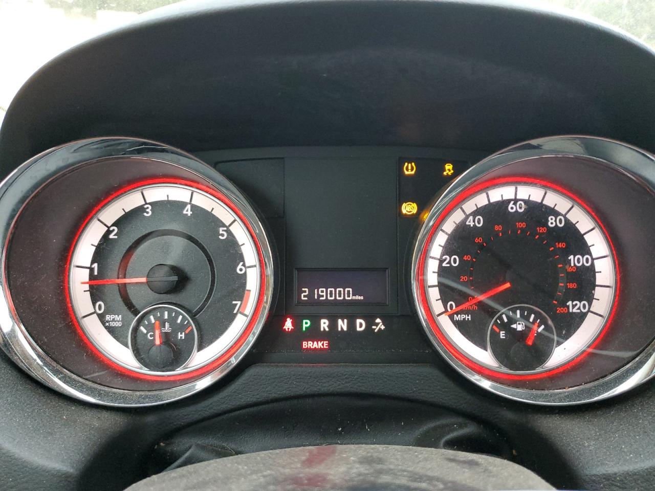 2018 Dodge Caravan - Image 9