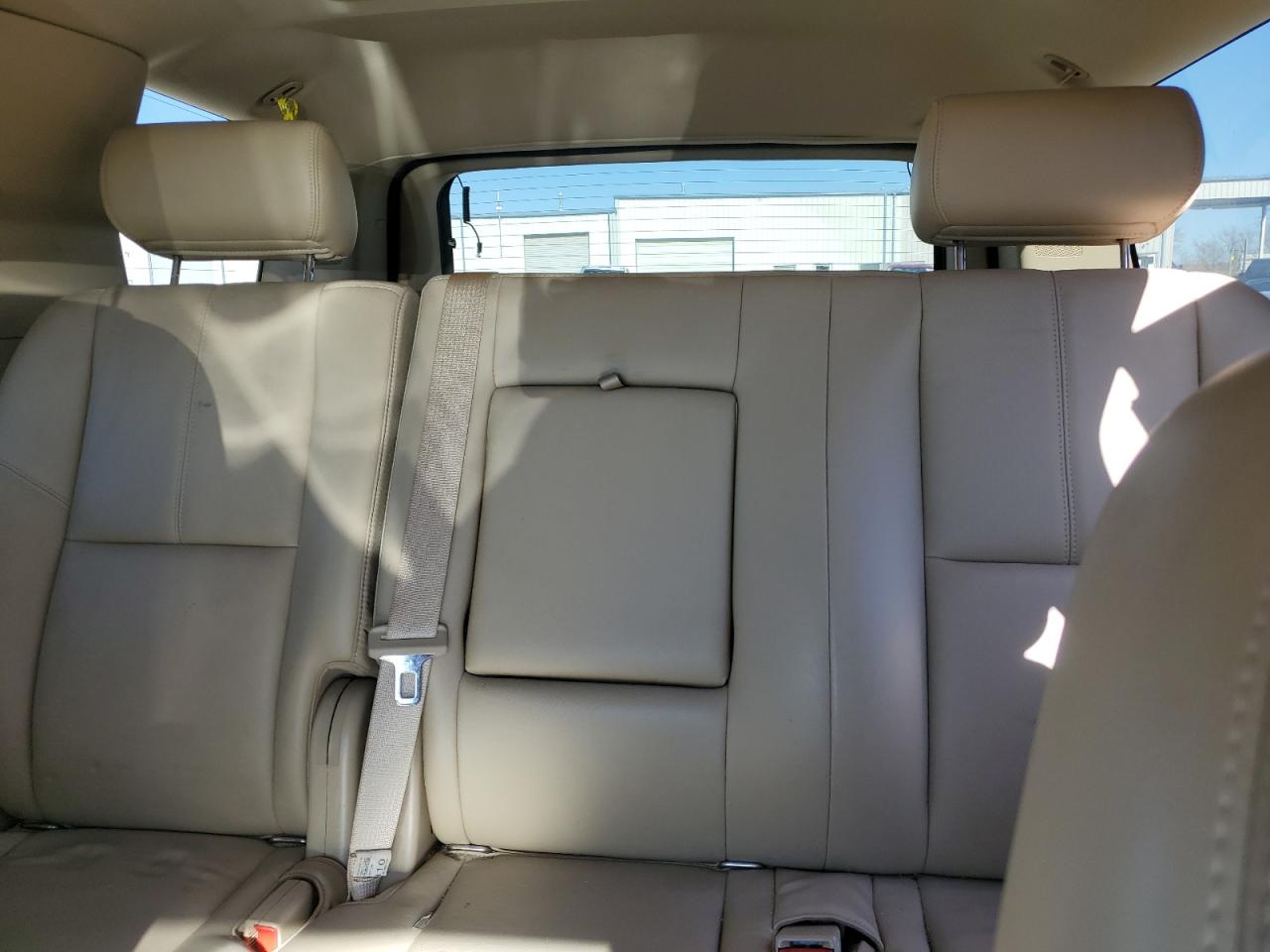 2010 Chevrolet Tahoe - Image 10