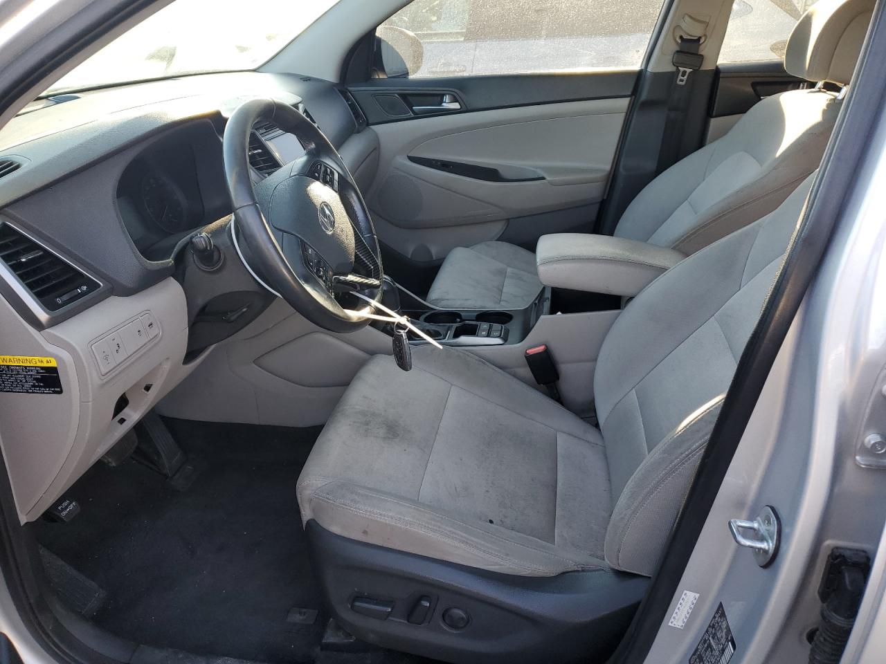 2017 Hyundai Tucson - Image 7