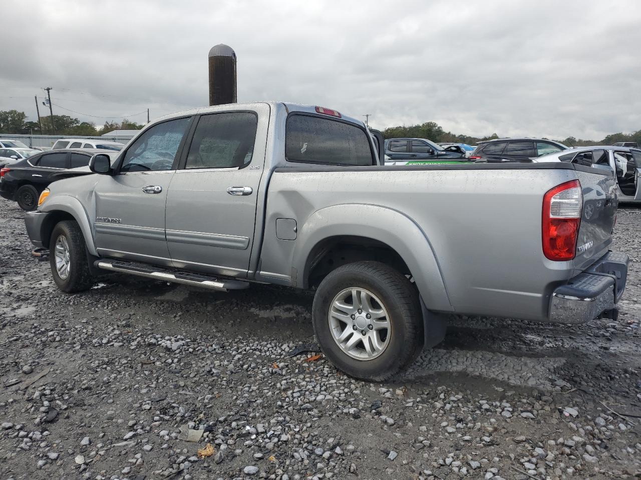 2005 Toyota Tundra - Image 2