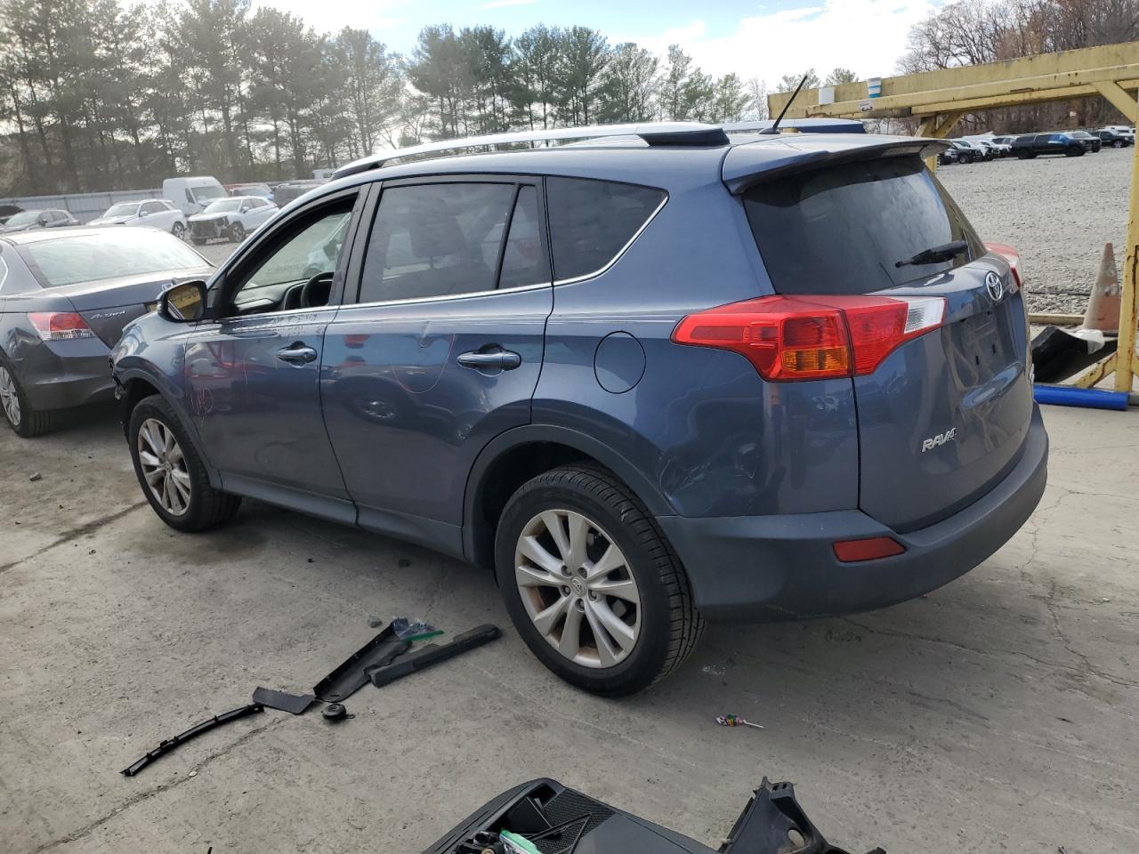 2013 Toyota RAV 4 - Image 2