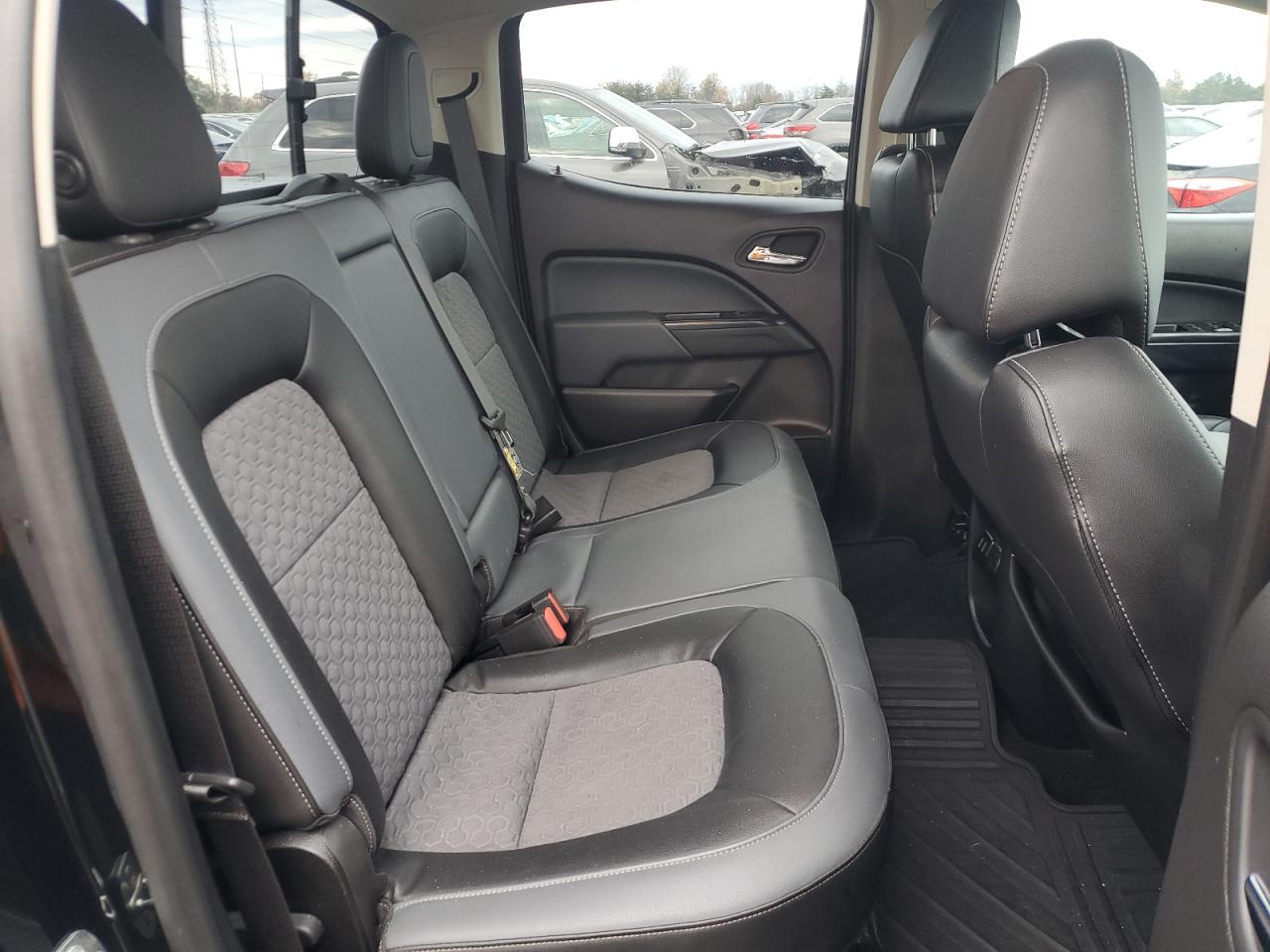 2016 Chevrolet Colorado - Image 10