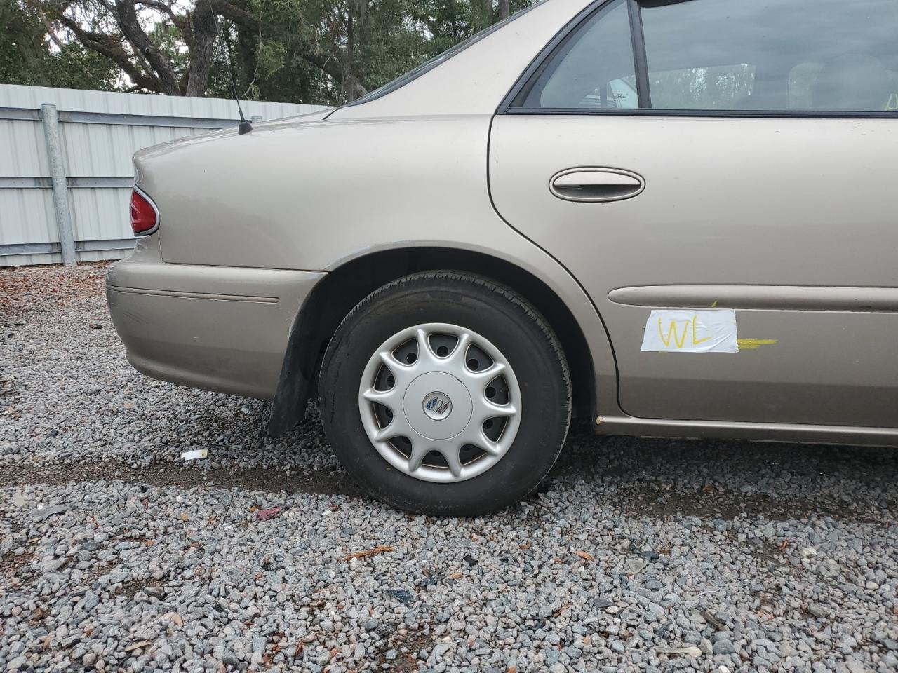 2003 Buick Century - Image 12