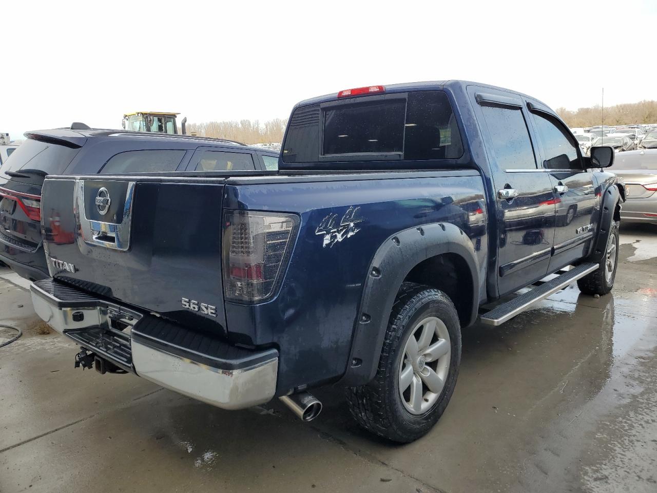 2010 Nissan Titan - Image 3