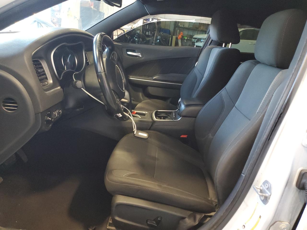2017 Dodge Charger - Image 7