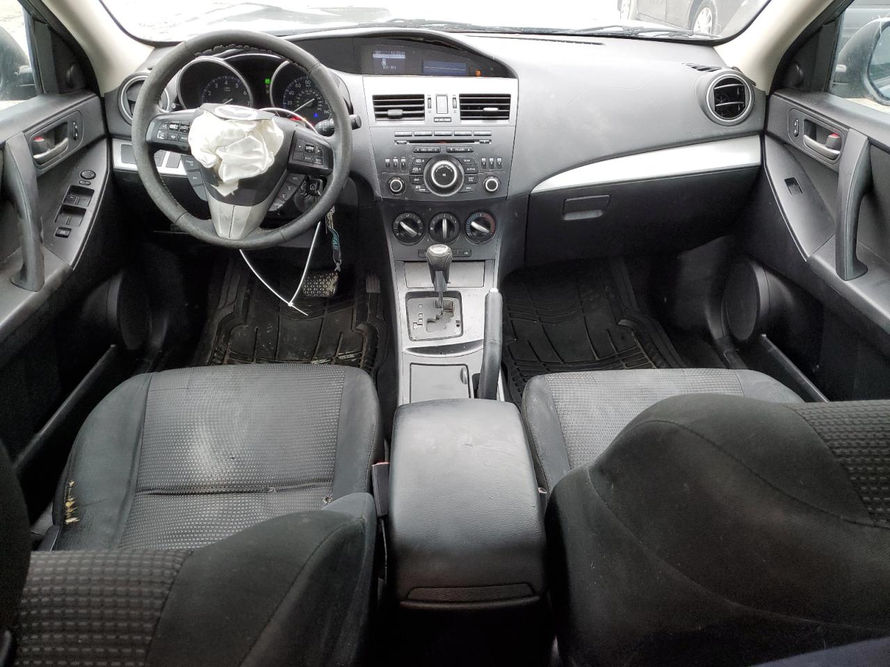 2012 Mazda 3 - Image 8