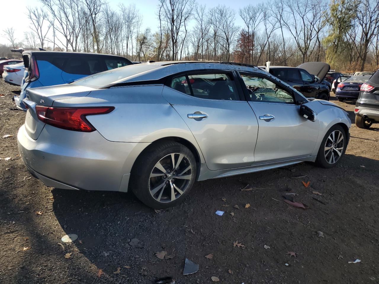 2017 Nissan Maxima - Image 3