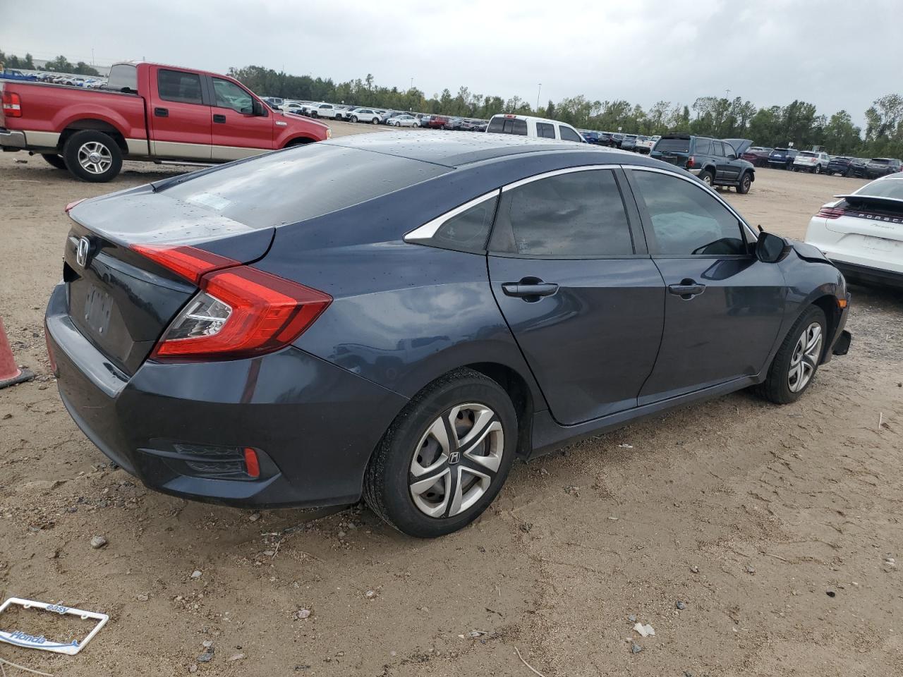 VIN 19XFC2F53GE046259 2016 HONDA CIVIC no.3