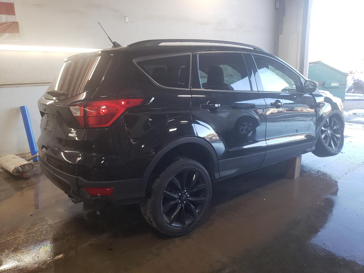 2019 Ford Escape - Image 3