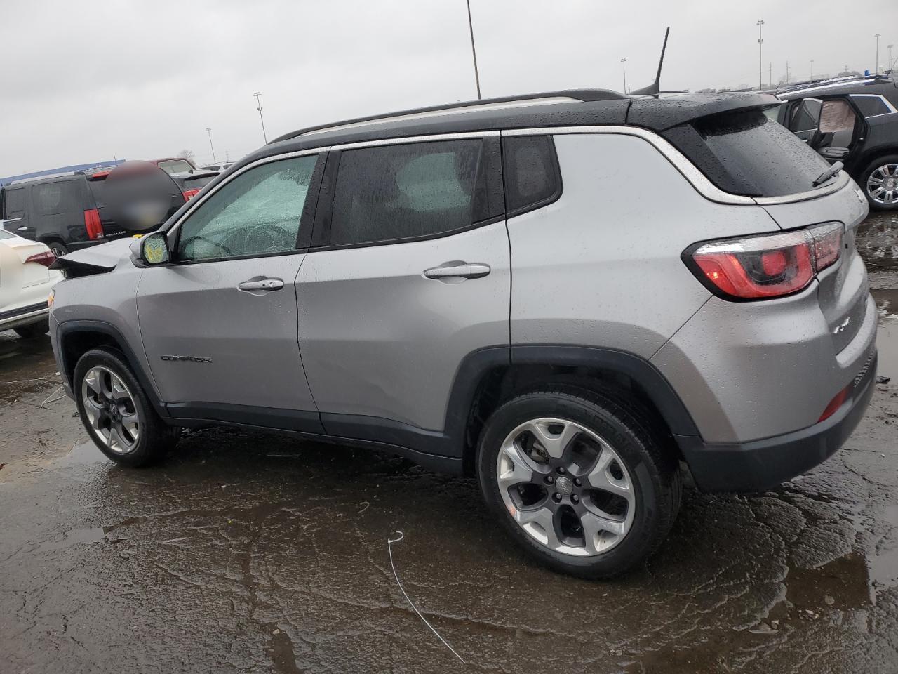 2019 Jeep Compass - Image 2