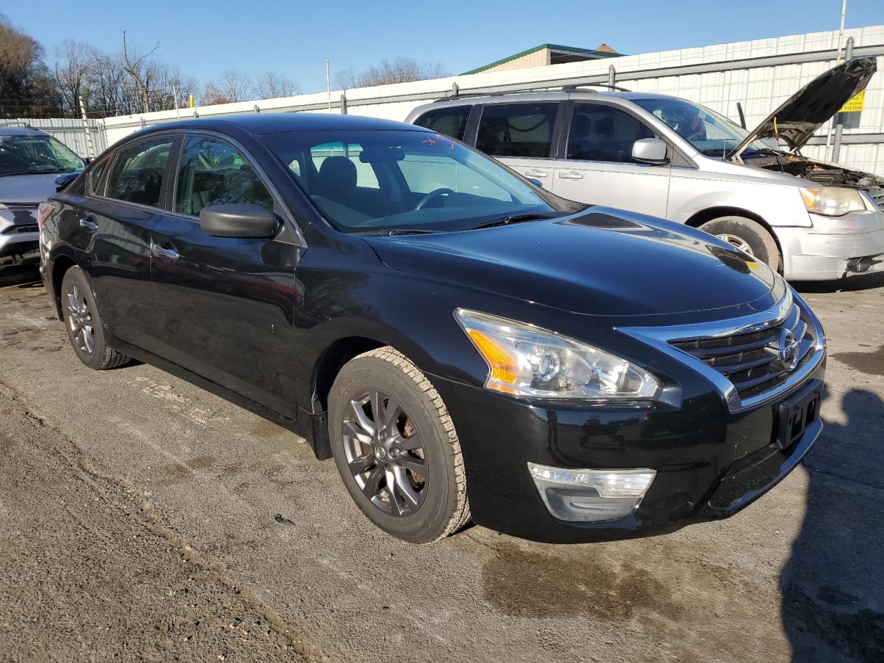 2015 Nissan Altima - Image 4