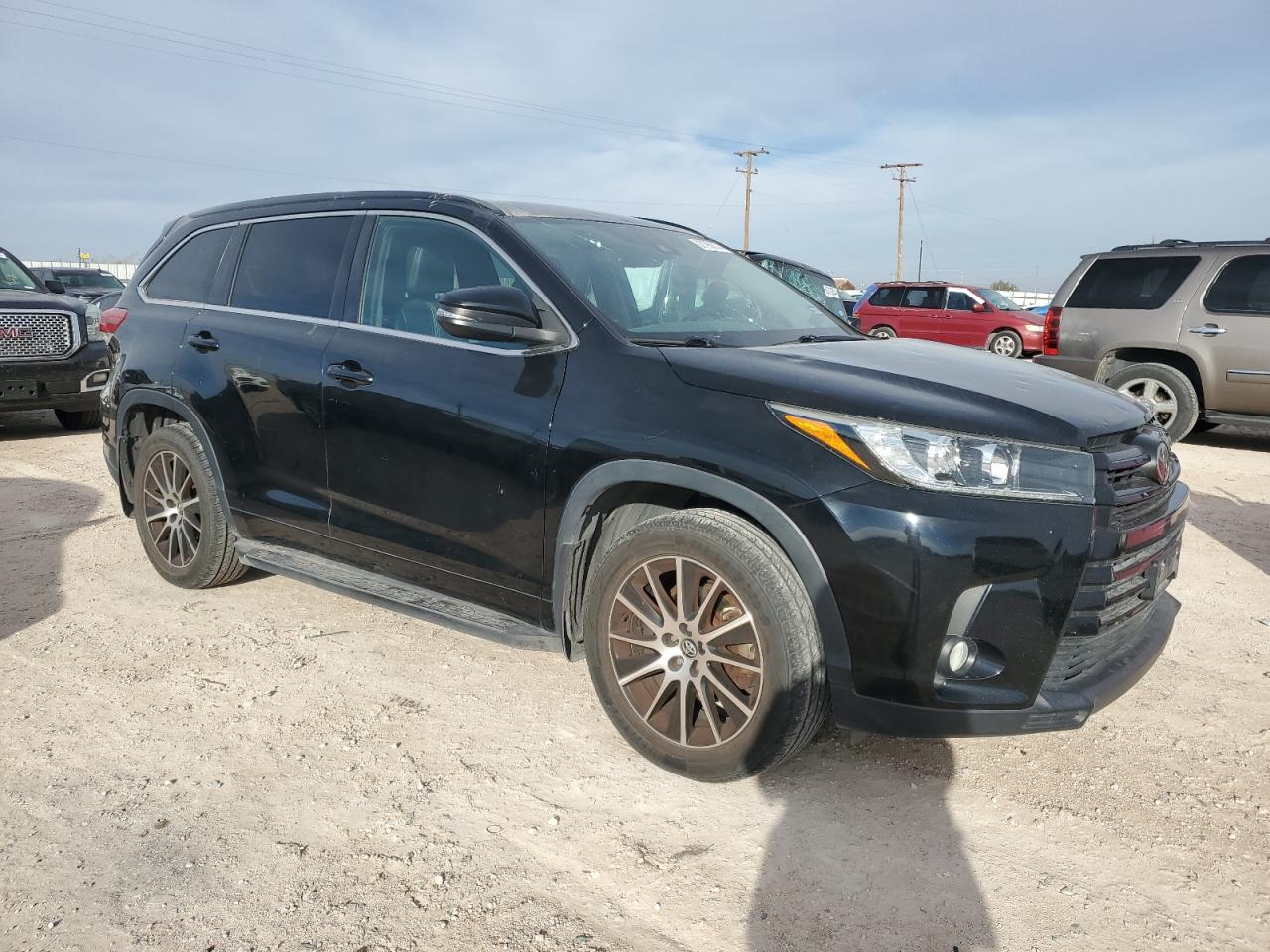2018 Toyota Highlander - Image 4