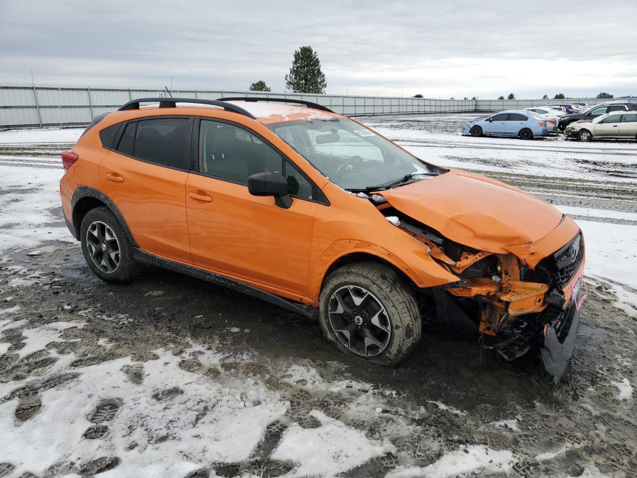 VIN JF2GTAAC1JH218117 2018 SUBARU CROSSTREK no.4