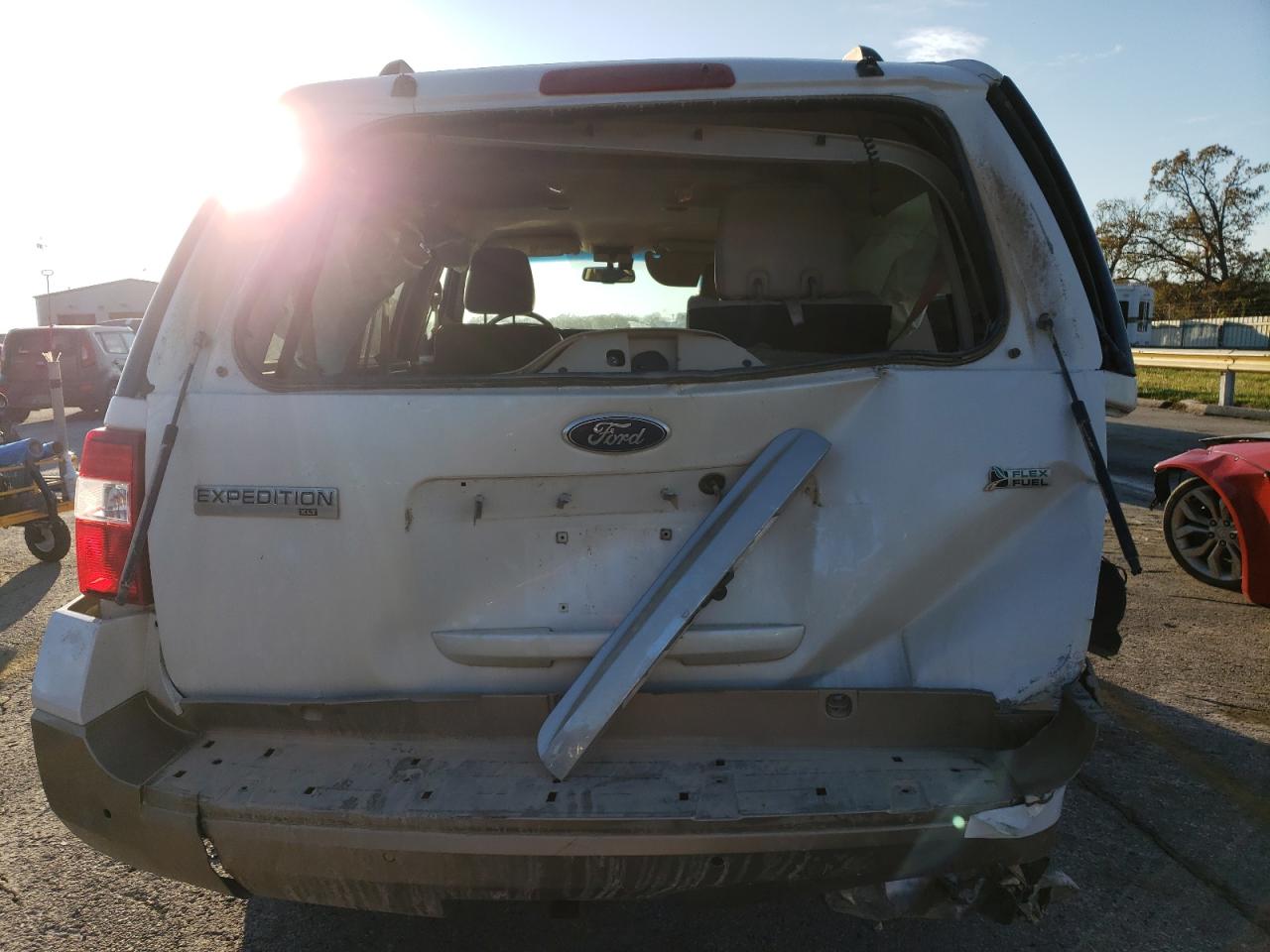 2014 Ford Expedition - Image 6