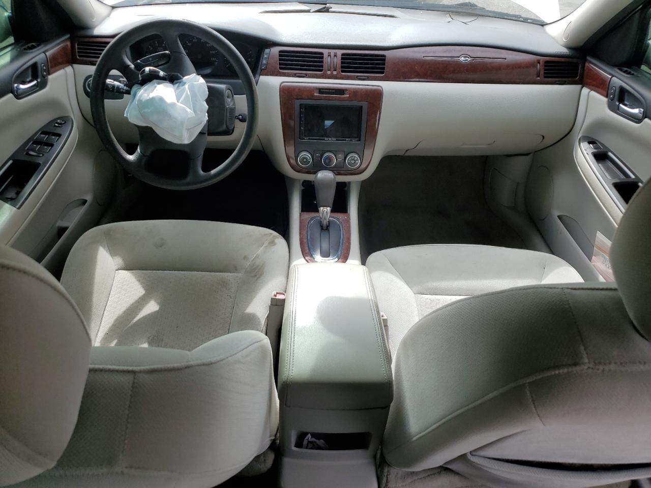 2008 Chevrolet Impala - Image 8