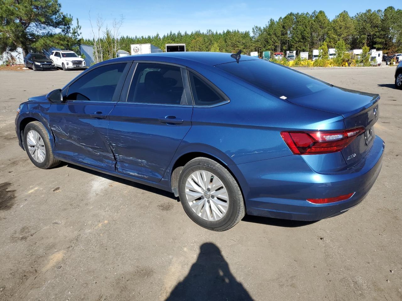 2020 Volkswagen Jetta - Image 2