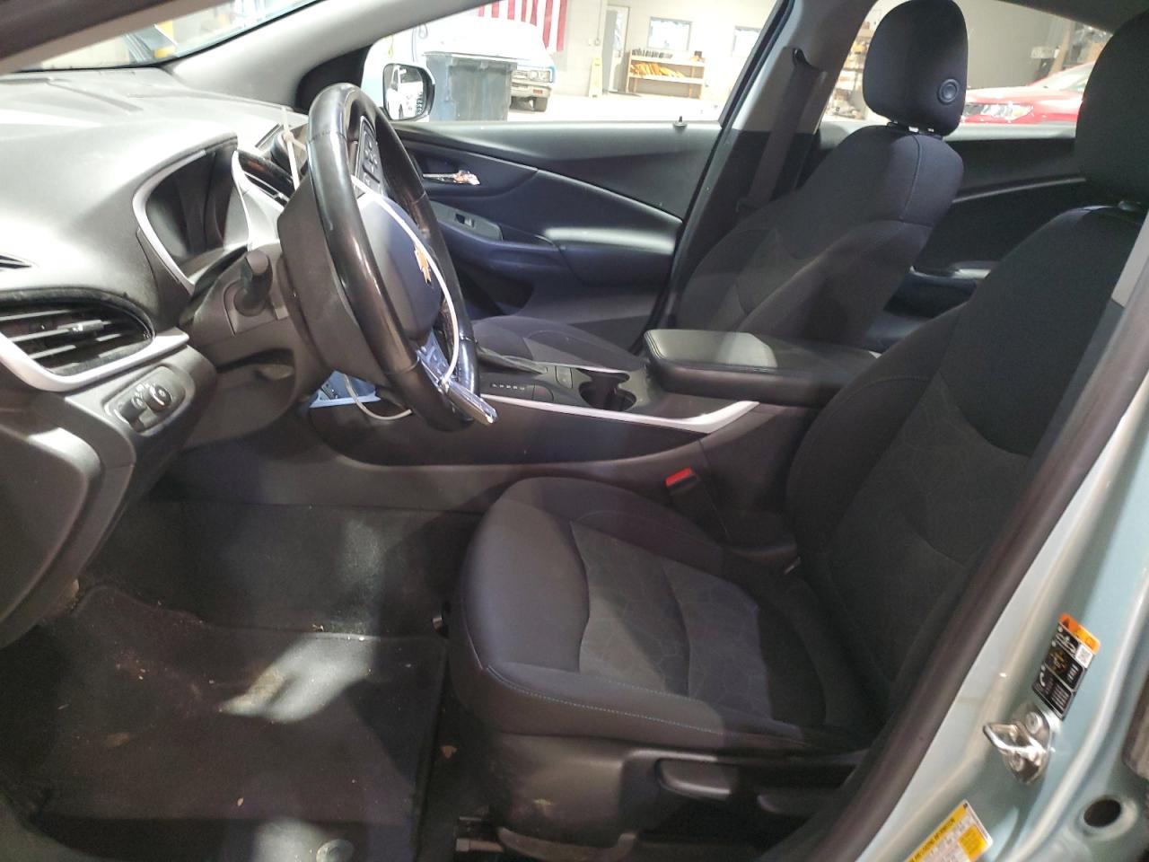 2018 Chevrolet Volt - Image 7