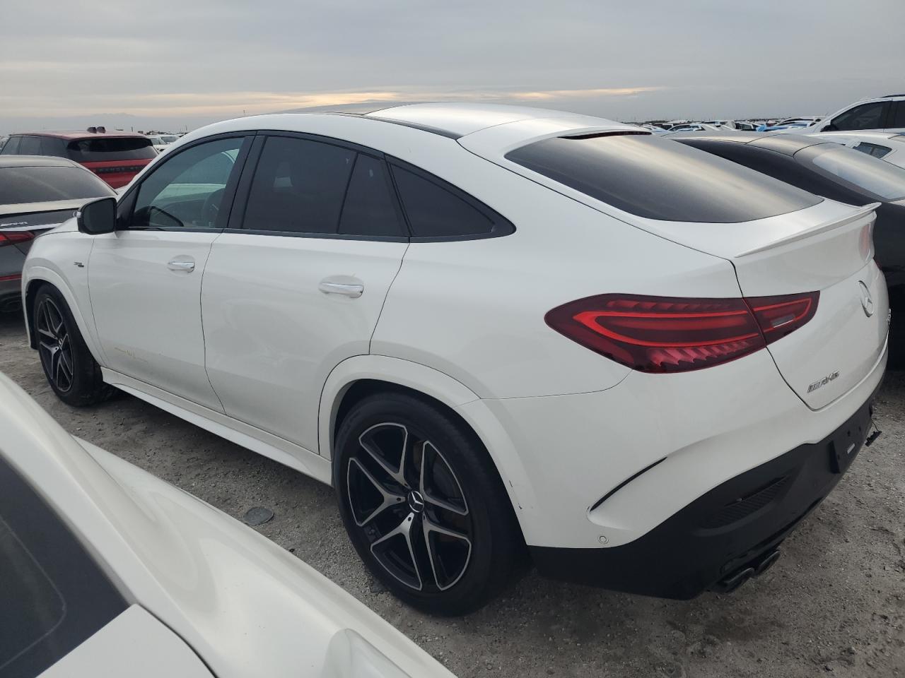 2024 Mercedes-Benz GLE - Image 2