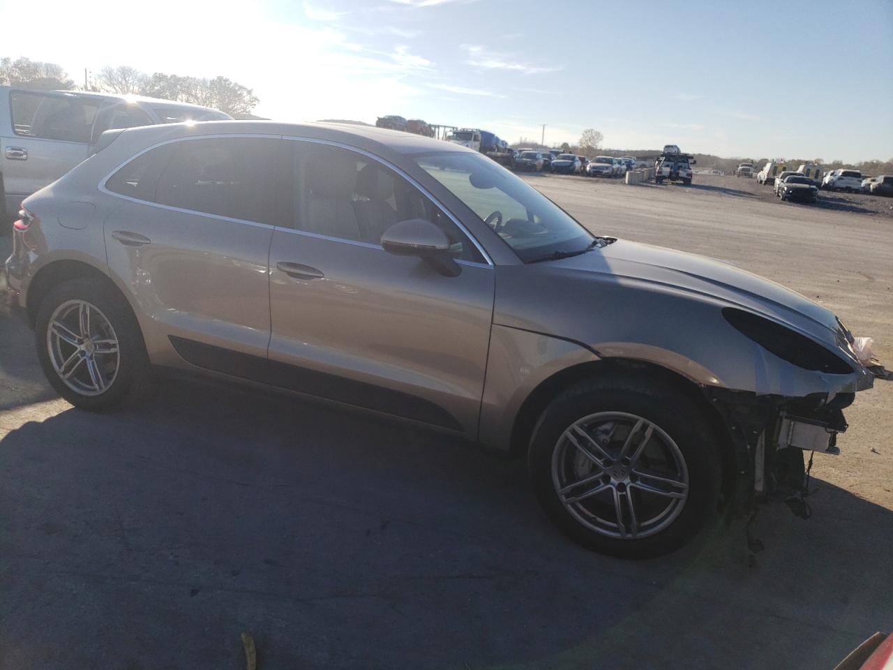 2015 Porsche Macan - Image 4