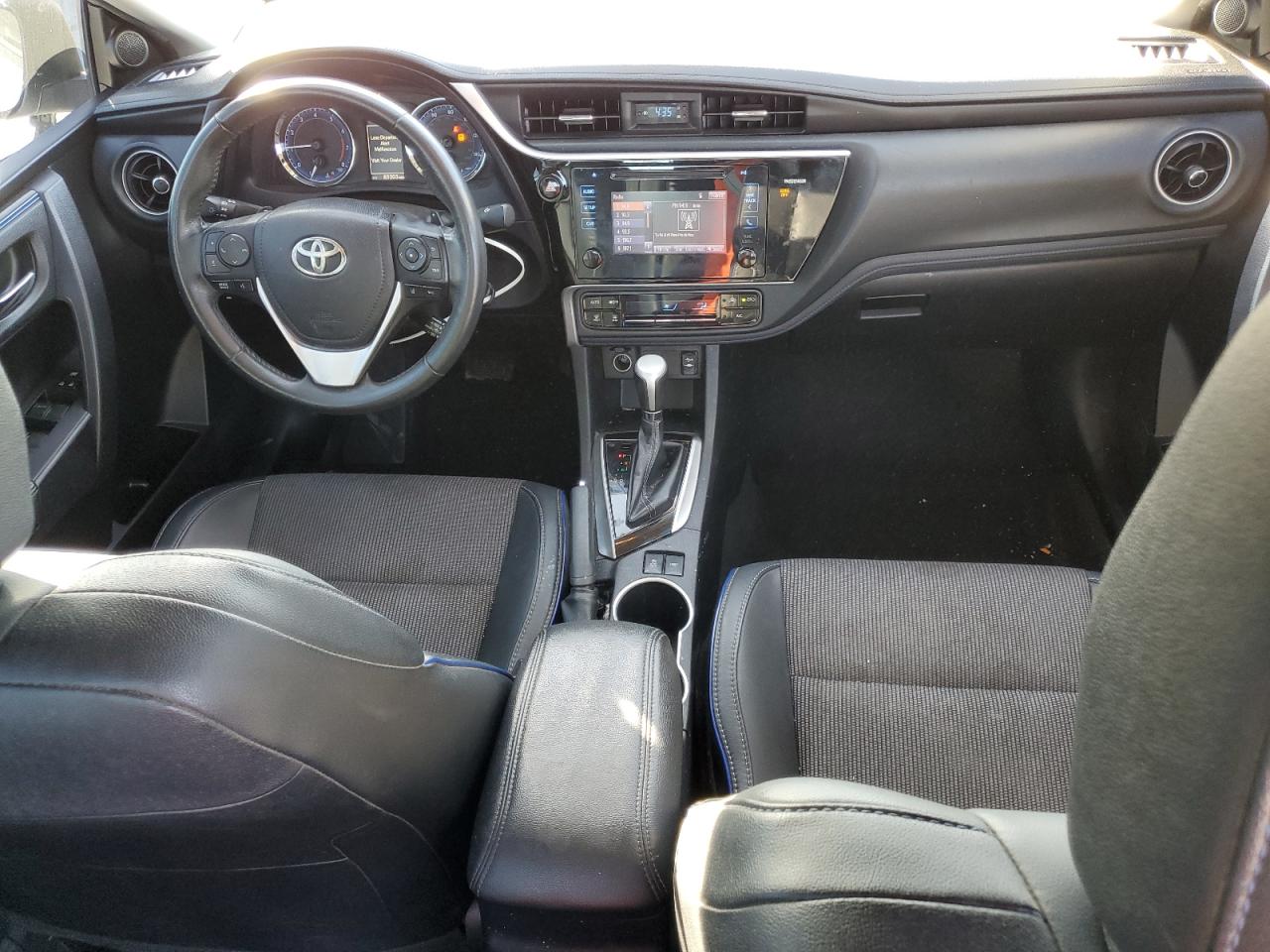 2017 Toyota Corolla - Image 8