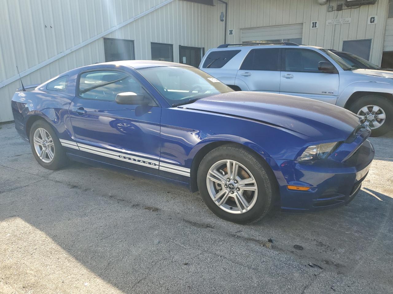 2013 Ford Mustang - Image 4