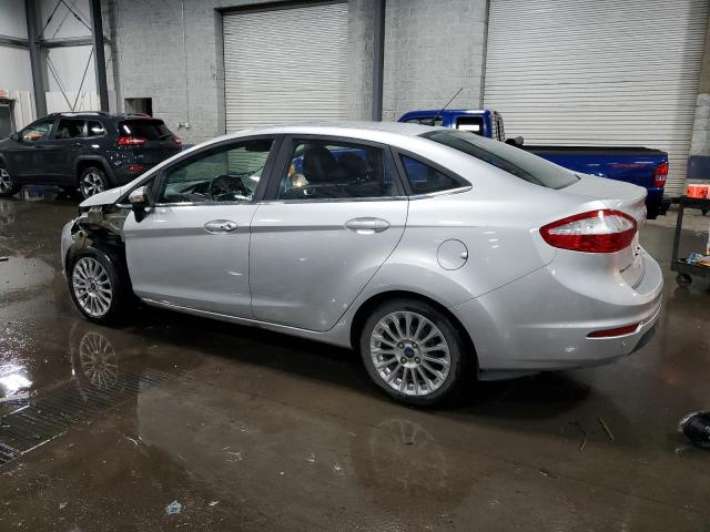  FORD FIESTA 2014 Silver