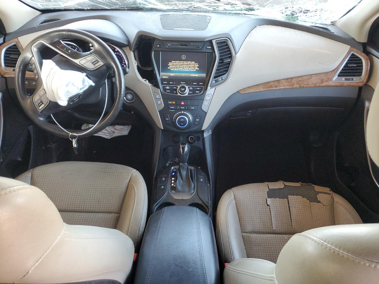 2014 Hyundai Santa Fe - Image 8