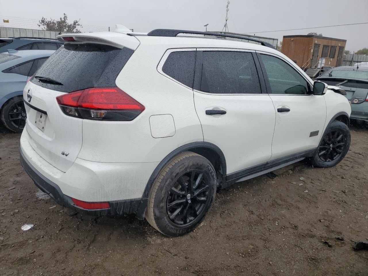 2017 Nissan Rogue S VIN: 5N1AT2MT5HC758059 Lot: 80346354