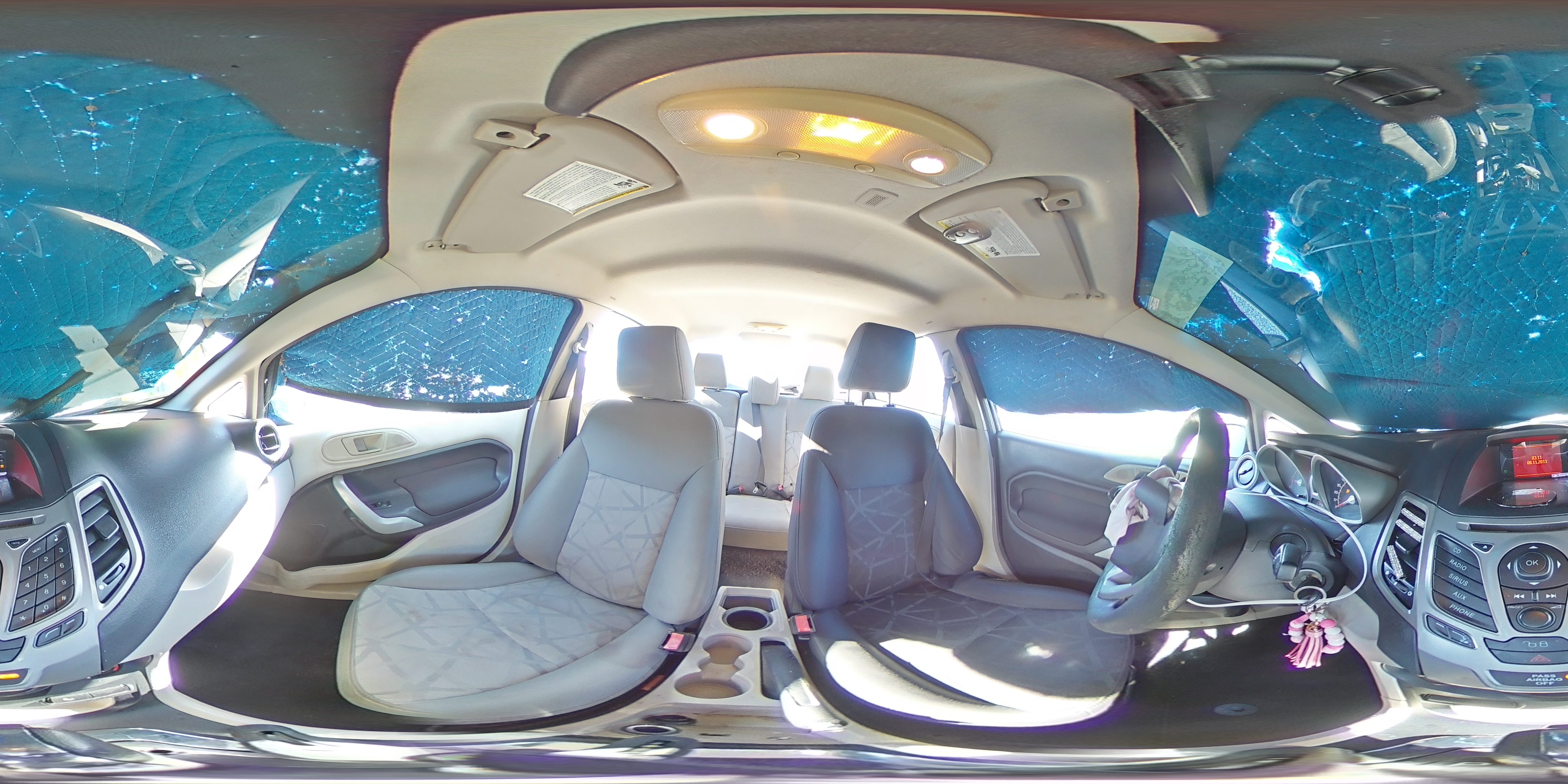 2012 Ford Fiesta - Image 13