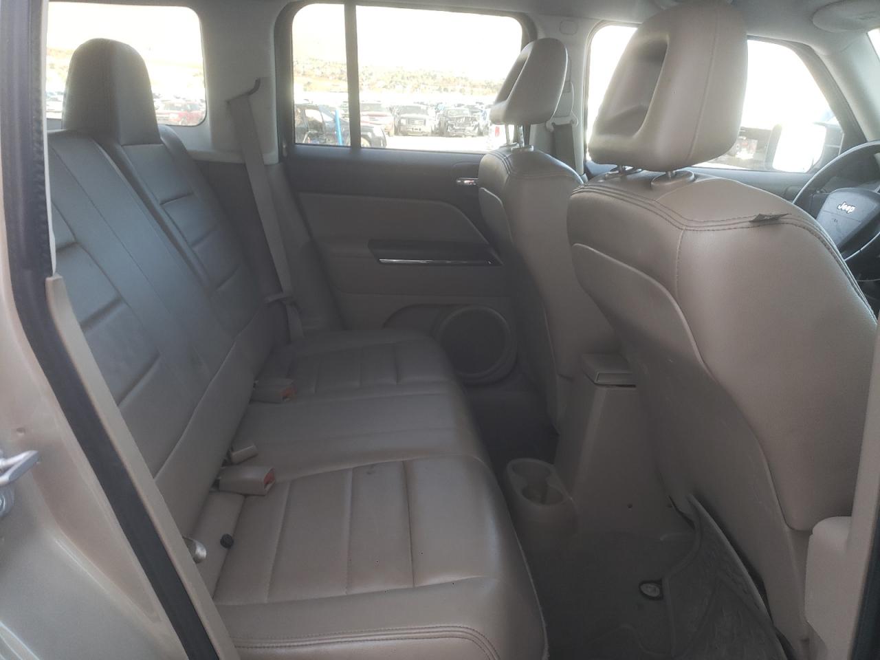 2009 Jeep Liberty (Patriot) - Image 11