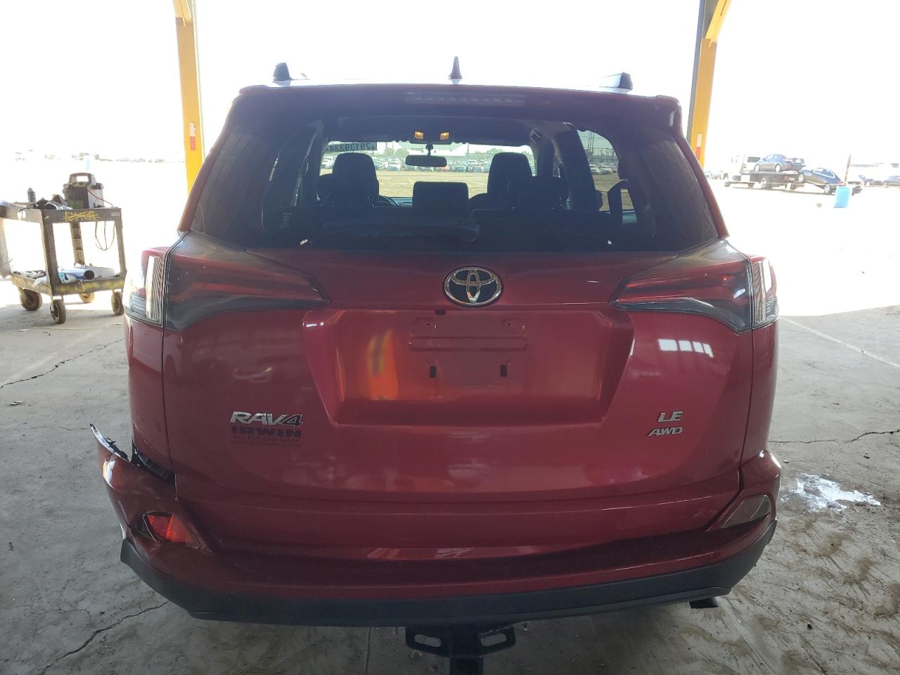 VIN JTMBFREV6GJ057808 2016 TOYOTA RAV4 no.6