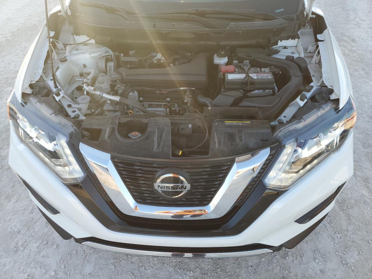 2019 Nissan Rogue - Image 12