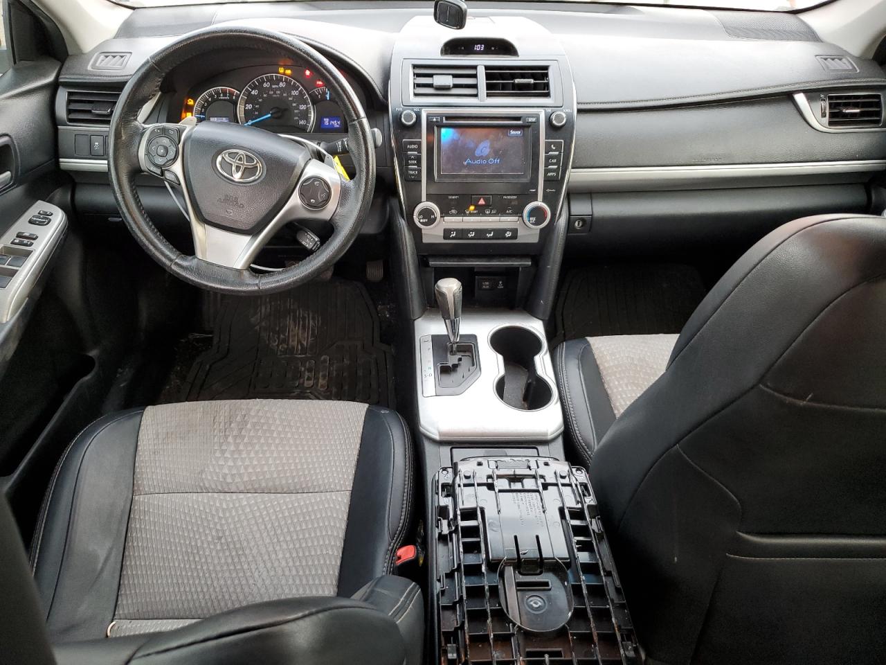 2012 Toyota Camry - Image 8