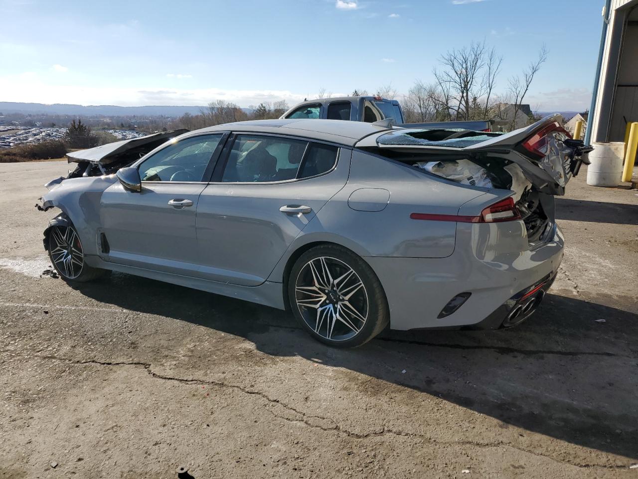 2022 Kia Stinger - Image 2