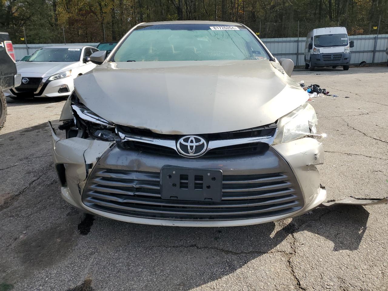 VIN 4T4BF1FKXFR479519 2015 TOYOTA CAMRY no.5