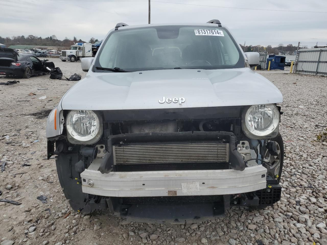 2017 Jeep Renegade - Image 5