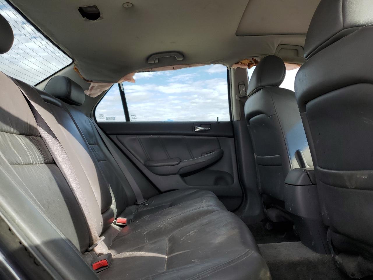 2007 Honda Accord - Image 10