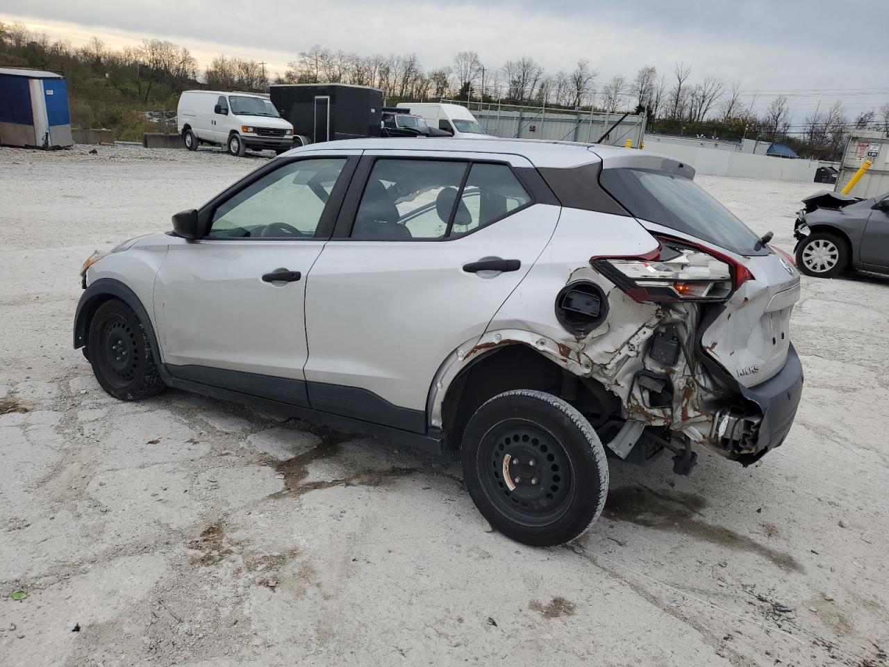 2020 Nissan Kicks - Image 2