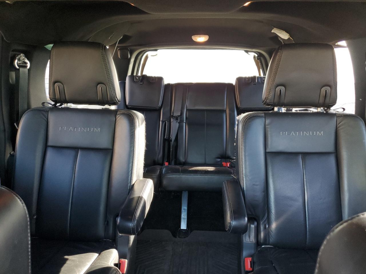 2017 Ford Expedition - Image 10