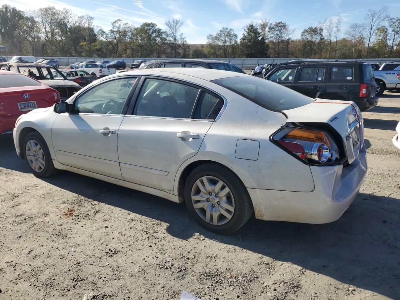 2011 Nissan Altima - Image 2