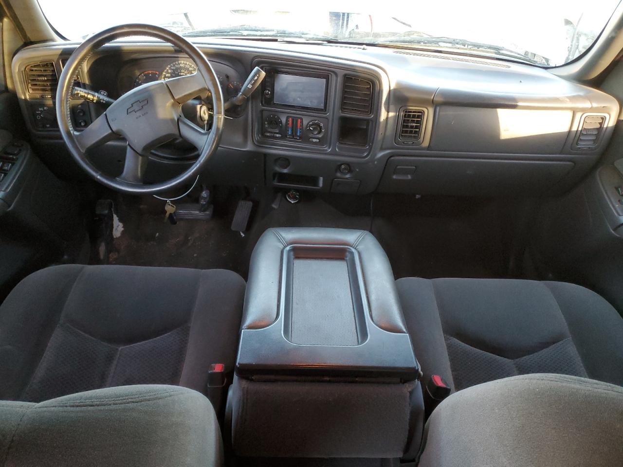 2003 Chevrolet Silverado - Image 8