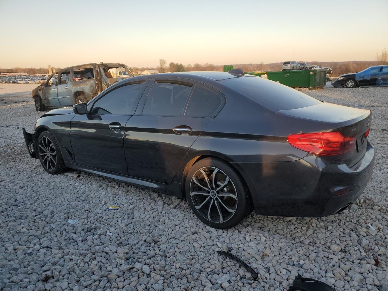 VIN WBAJE7C53JWC55326 2018 BMW 5 SERIES no.2