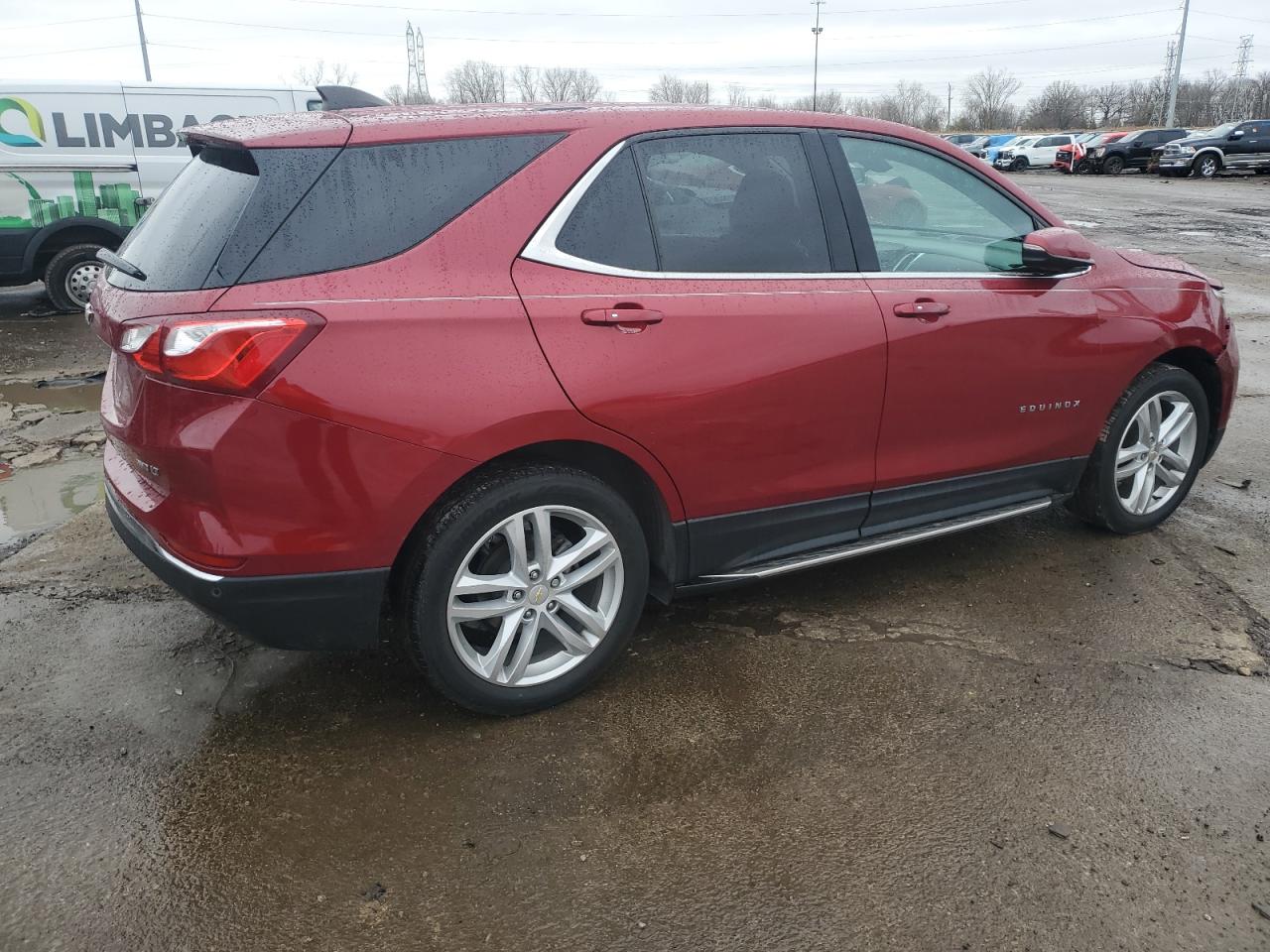 VIN 2GNAXUEV6K6118373 2019 CHEVROLET EQUINOX no.3