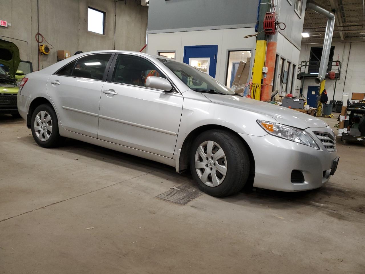 2010 Toyota Camry - Image 4