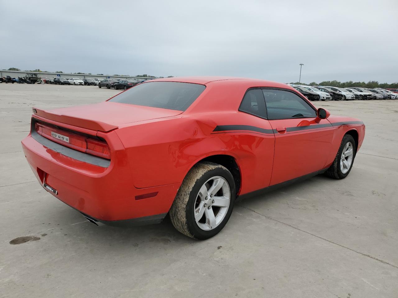 VIN 2C3CDYAG8EH244823 2014 DODGE CHALLENGER no.3