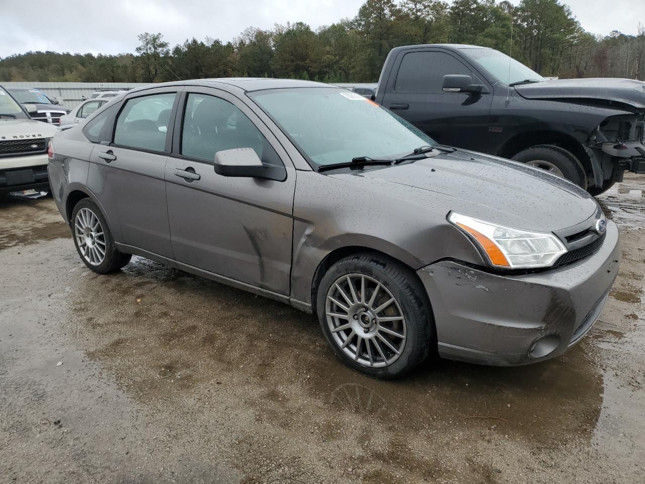 2011 Ford Focus - Image 4